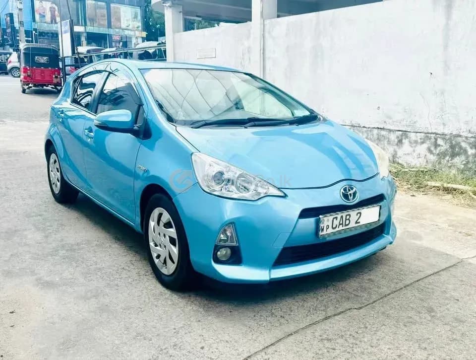Toyota Aqua 2012 - Image 1