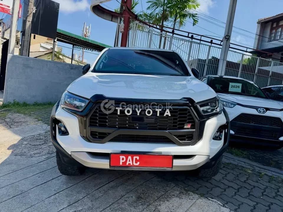 Toyota Hilux GR Sport 2025 🔥 - Image 1