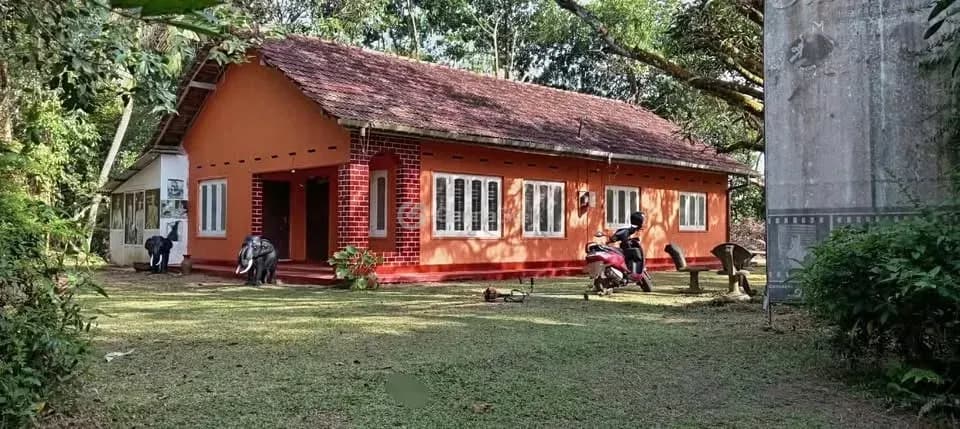 2 Bedroom House for Rent - Image 1